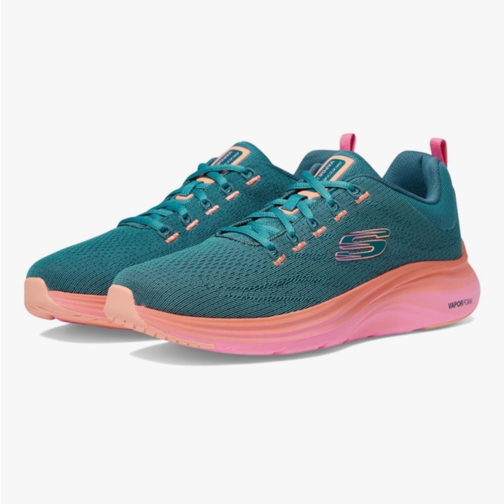 Skechers Vapor Foam Summer Journey lace-up Sneaker. Air-cooled insole.